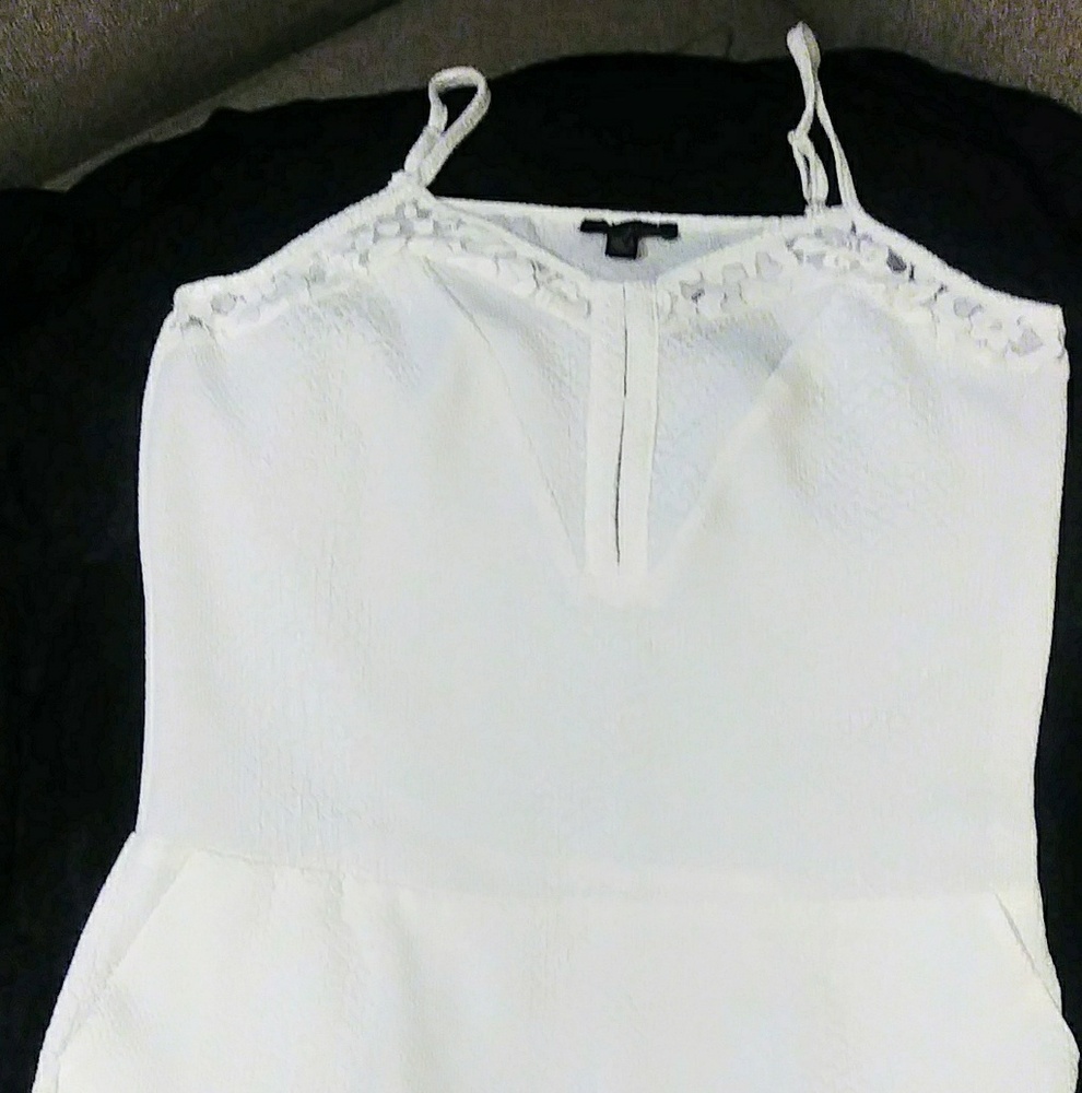 👗👗  Spaghetti strap dress.